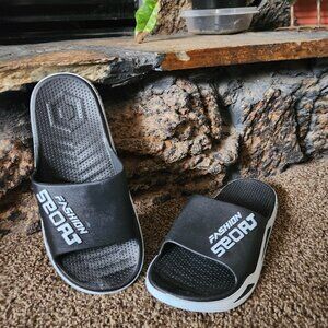 Rubber sandles mens